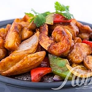 Морепродукты в устричном соусе