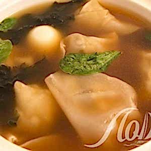 Суп с пельменями “Ван Тон”