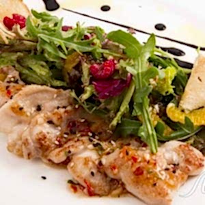 Салат с цыпленком